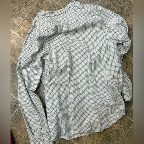 Field & Stream Button Down - Picture 2 of 3